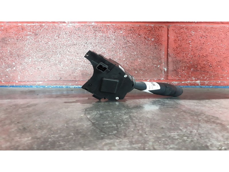 Recambio de mando intermitentes para dodge caliber  | 0.06 - ...  | 0.06 - ... referencia OEM IAM 214866105 07562 
