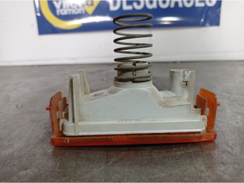 Recambio de piloto delantero derecho para renault express 1.2 kat referencia OEM IAM 7700811996  