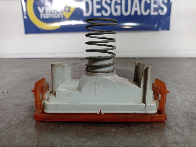 Recambio de piloto delantero derecho para renault express 1.2 kat referencia OEM IAM 7700811996  