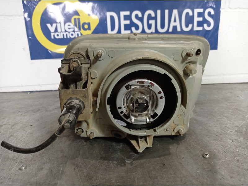 Recambio de faro izquierdo para renault express 1.2 kat referencia OEM IAM   