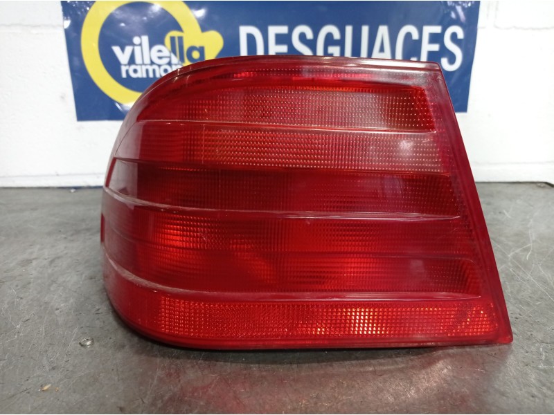 Recambio de piloto trasero izquierdo para mercedes clase e (w210) berlina referencia OEM IAM A2108204364  