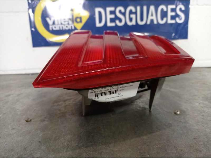 Recambio de piloto trasero izquierdo para mercedes clase e (w210) berlina referencia OEM IAM A2108204364  