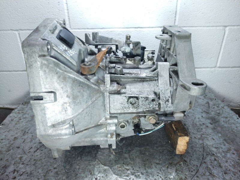 Recambio de caja cambios para fiat grande punto (199)  | 0.05 - ...  | 0.05 - ... referencia OEM IAM 21800516316   Recambio de caja cambios para fiat grande punto (199)  | 0.05 - ...  | 0.05 - ... referencia OEM IAM 21800516316