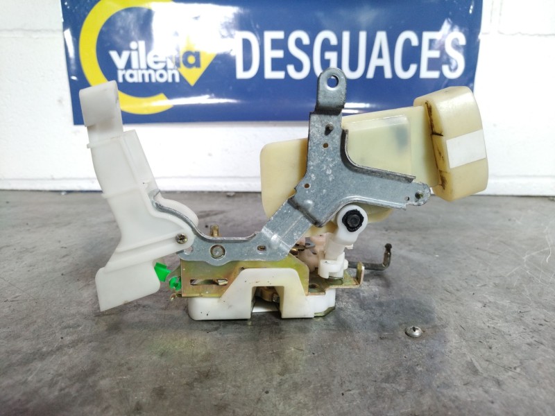 Recambio de cerradura puerta delantera izquierda para toyota yaris verso (ncp2/nlp2)  | 0.99 - 0.05  | 0.99 - 0.05 referencia OE
