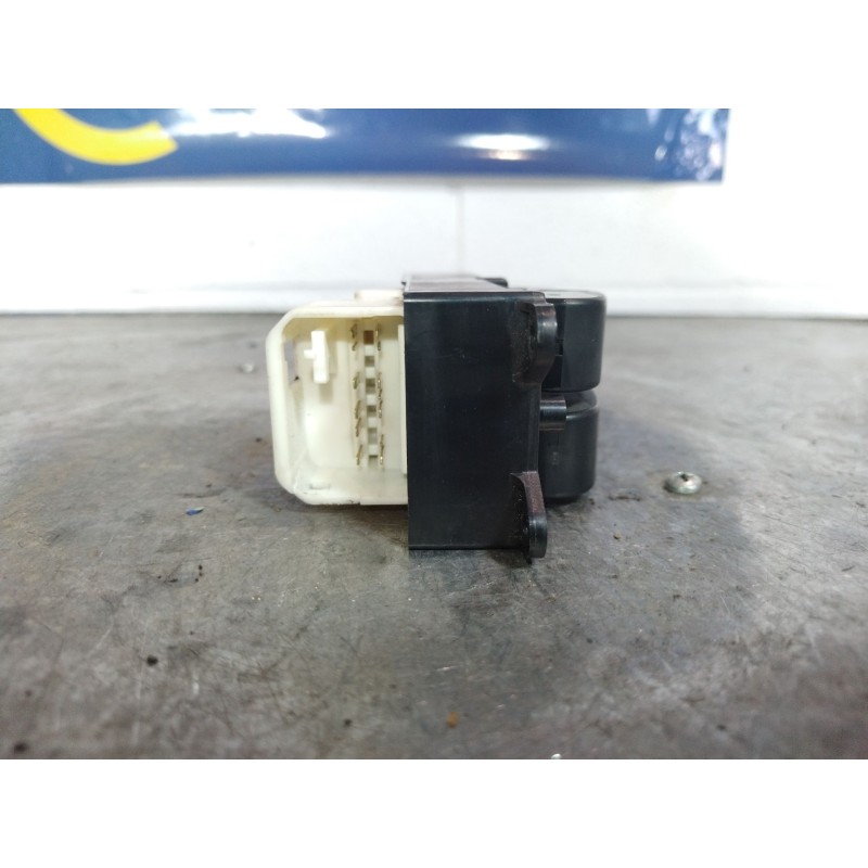 Recambio de mando elevalunas delantero izquierdo para toyota yaris verso (ncp2/nlp2)  | 0.99 - 0.05  | 0.99 - 0.05 referencia OE