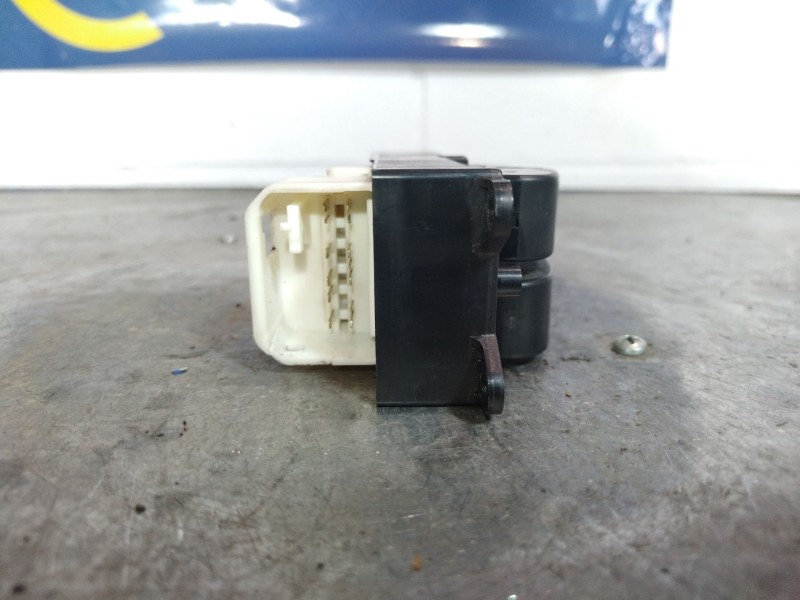 Recambio de mando elevalunas delantero izquierdo para toyota yaris verso (ncp2/nlp2)  | 0.99 - 0.05  | 0.99 - 0.05 referencia OE
