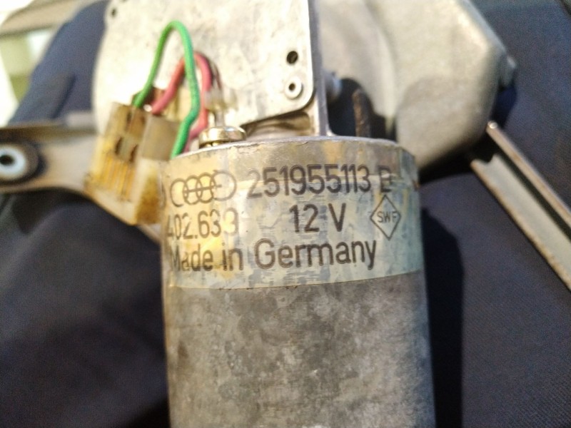 Recambio de motor limpia delantero para volkswagen caravelle caravelle 2.4 d referencia OEM IAM 251955113B   Recambio de motor limpia delantero para volkswagen caravelle caravelle 2.4 d referencia OEM IAM 251955113B