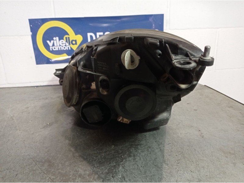 Recambio de faro derecho para citroen c4 grand picasso exclusive referencia OEM IAM   