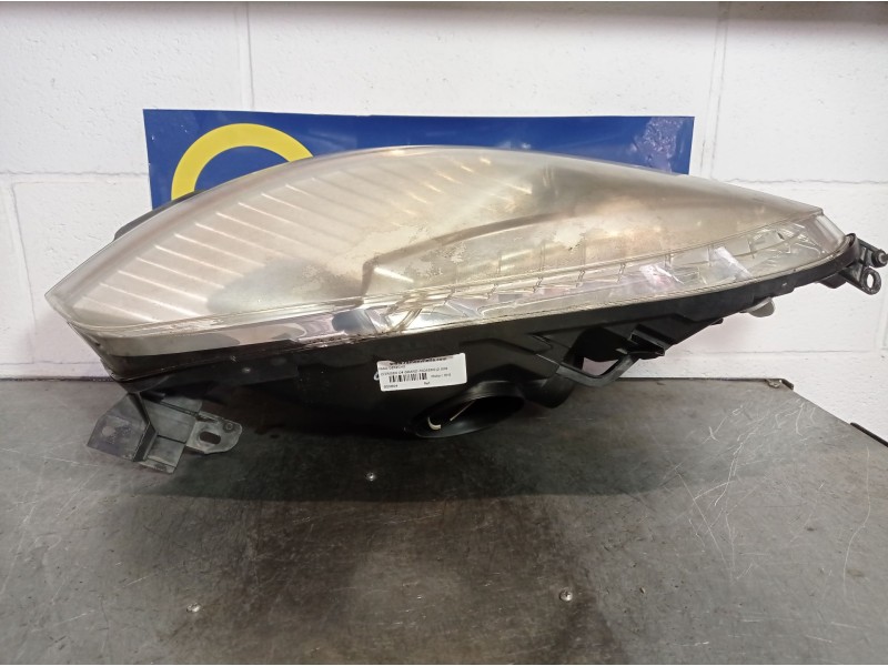 Recambio de faro derecho para citroen c4 grand picasso exclusive referencia OEM IAM   