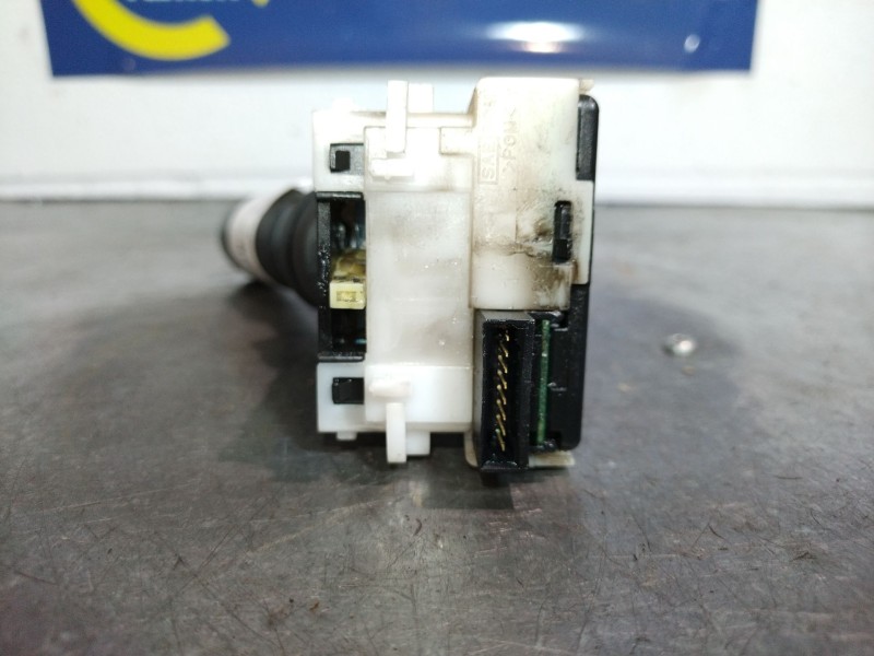 Recambio de mando intermitentes para nissan qashqai (j10)  | 0.07 - ...  | 0.07 - ... referencia OEM IAM 7502SD   Recambio de mando intermitentes para nissan qashqai (j10)  | 0.07 - ...  | 0.07 - ... referencia OEM IAM 7502SD