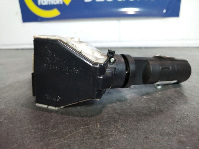 Recambio de mando intermitentes para nissan qashqai (j10)  | 0.07 - ...  | 0.07 - ... referencia OEM IAM 7502SD   Recambio de mando intermitentes para nissan qashqai (j10)  | 0.07 - ...  | 0.07 - ... referencia OEM IAM 7502SD