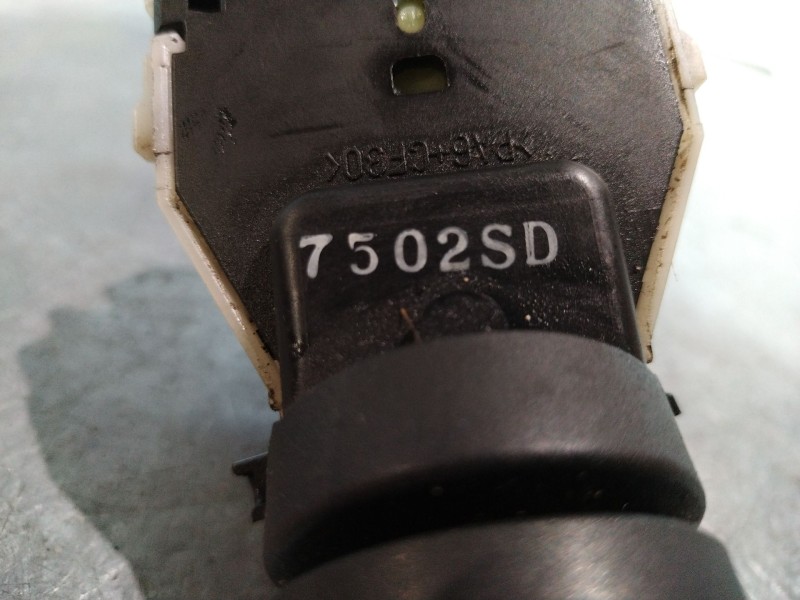 Recambio de mando intermitentes para nissan qashqai (j10)  | 0.07 - ...  | 0.07 - ... referencia OEM IAM 7502SD   Recambio de mando intermitentes para nissan qashqai (j10)  | 0.07 - ...  | 0.07 - ... referencia OEM IAM 7502SD