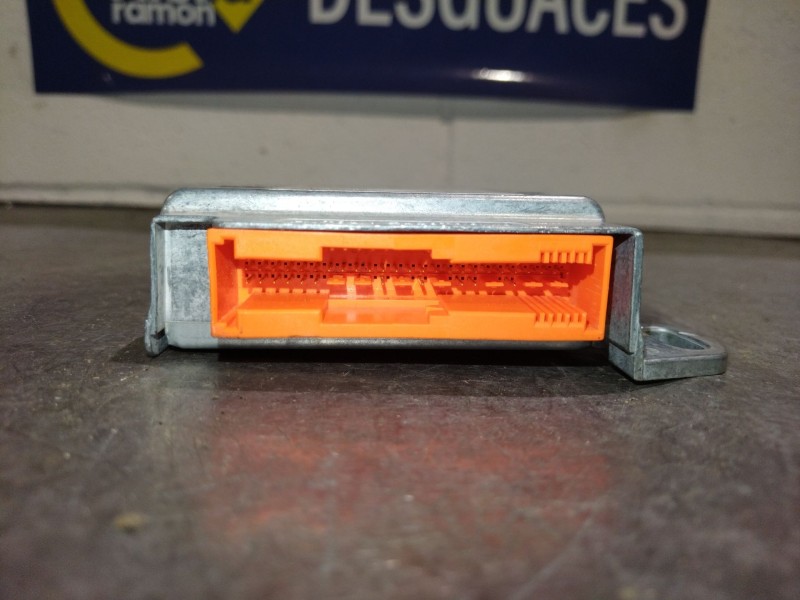 Recambio de centralita airbag para renault kangoo (f/kc0) 1.9 diesel | 0.03 - ... 1.9 diesel | 0.03 - ... referencia OEM IAM 820