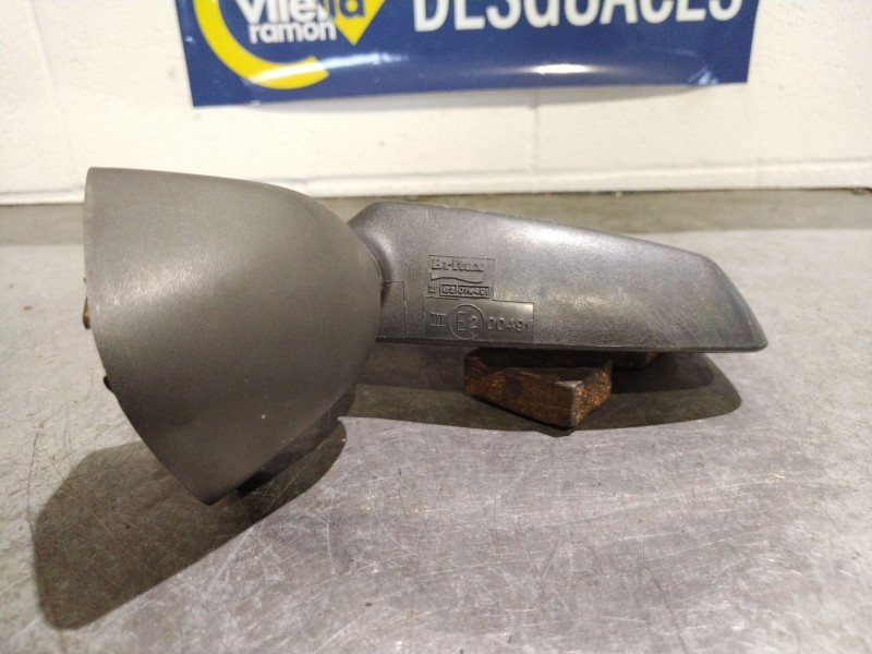Recambio de retrovisor izquierdo para renault express express 1.9 d referencia OEM IAM MANUAL  