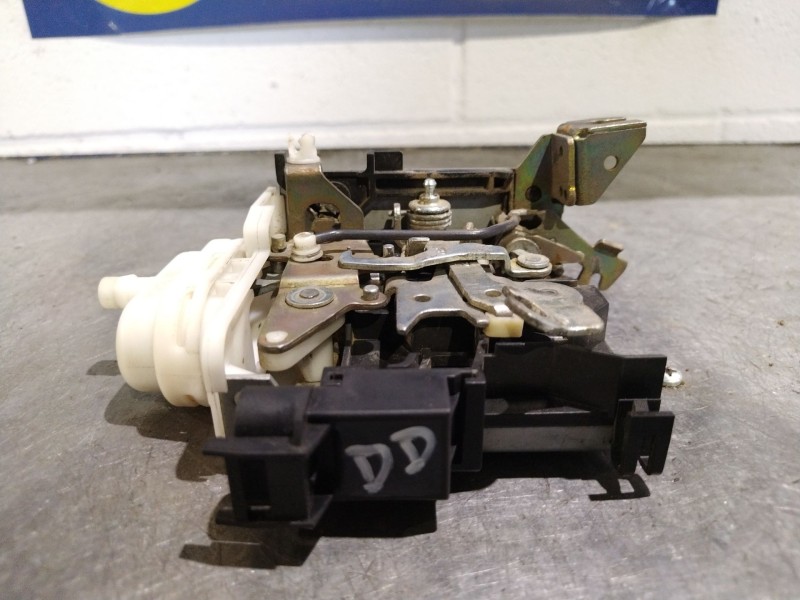 Recambio de cerradura puerta delantera derecha para audi a3 (8l) 1.9 tdi ambiente referencia OEM IAM 8L1837016B   Recambio de cerradura puerta delantera derecha para audi a3 (8l) 1.9 tdi ambiente referencia OEM IAM 8L1837016B