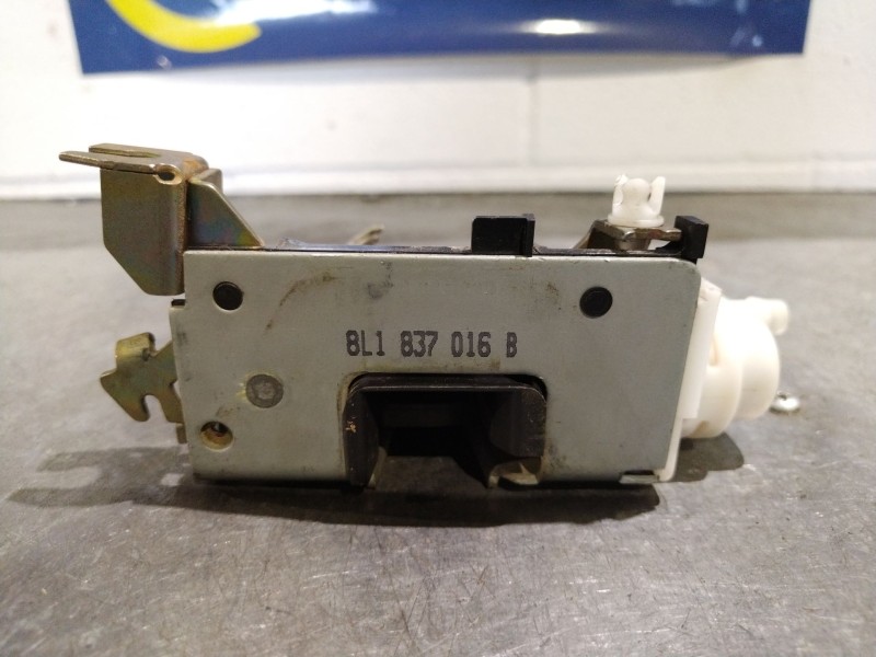 Recambio de cerradura puerta delantera derecha para audi a3 (8l) 1.9 tdi ambiente referencia OEM IAM 8L1837016B   Recambio de cerradura puerta delantera derecha para audi a3 (8l) 1.9 tdi ambiente referencia OEM IAM 8L1837016B