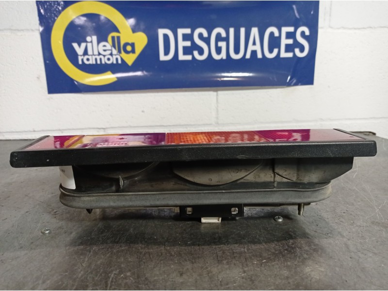 Recambio de piloto trasero izquierdo para renault express express 1.9 d referencia OEM IAM   