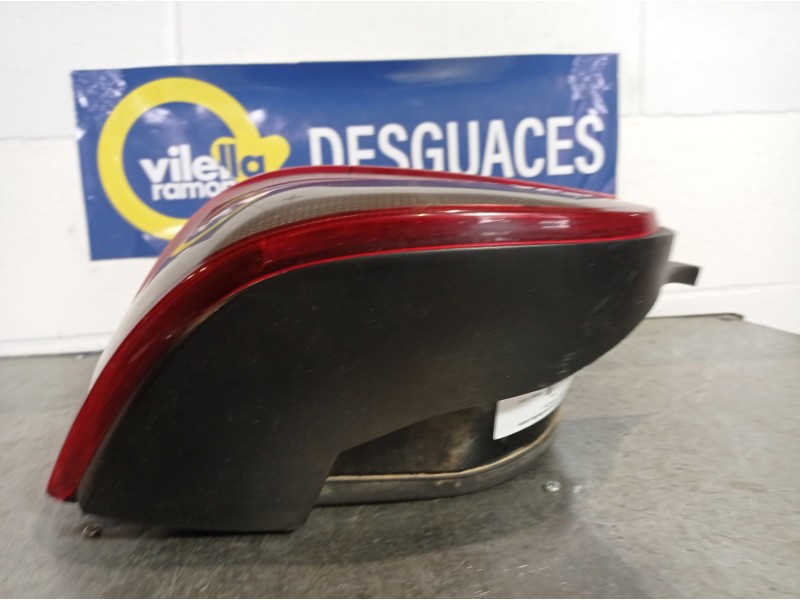 Recambio de piloto trasero derecho para citroen saxo 1.4 referencia OEM IAM   