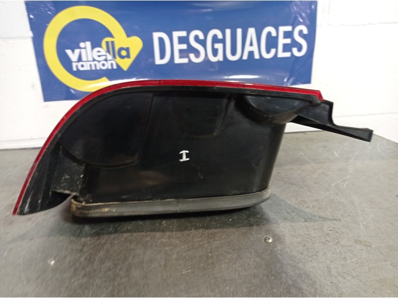 Recambio de piloto trasero izquierdo para citroen saxo 1.4 referencia OEM IAM   