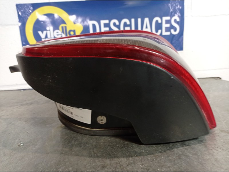 Recambio de piloto trasero izquierdo para citroen saxo 1.4 referencia OEM IAM   