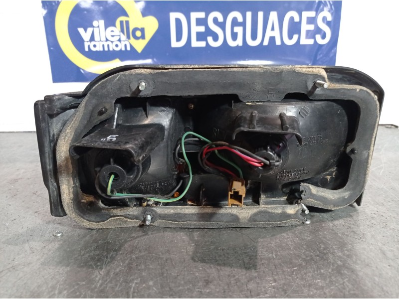 Recambio de piloto trasero derecho para nissan prairie pro (m11) 2.0 i referencia OEM IAM    Recambio de piloto trasero derecho para nissan prairie pro (m11) 2.0 i referencia OEM IAM