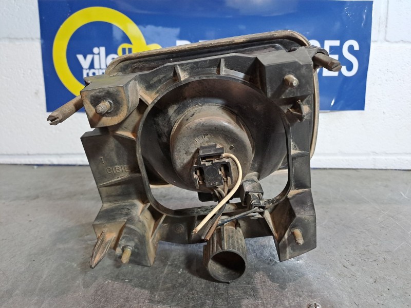 Recambio de faro izquierdo para renault express express 1.9 d referencia OEM IAM   