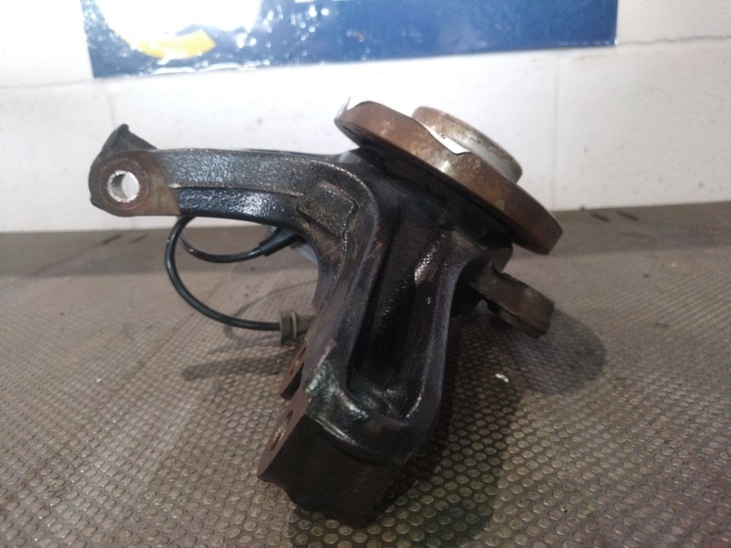 Recambio de mangueta delantera izquierda para peugeot 308 sw  | 0.08 - ...  | 0.08 - ... referencia OEM IAM   