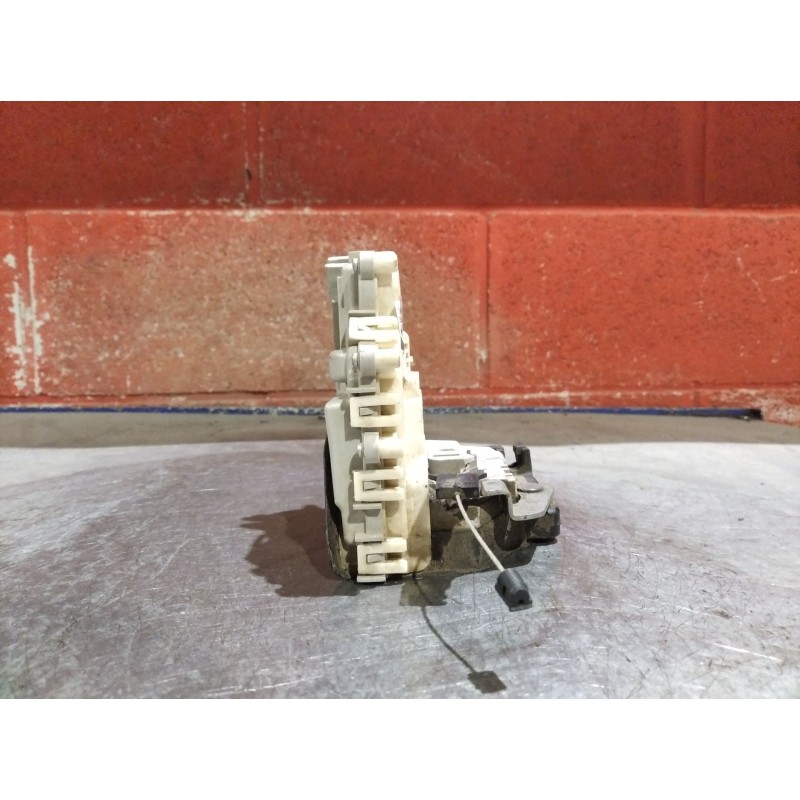 Recambio de cerradura puerta delantera derecha para seat leon (1p1) reference copa | 12.10 - 12.12 reference copa | 12.10 - 12.1