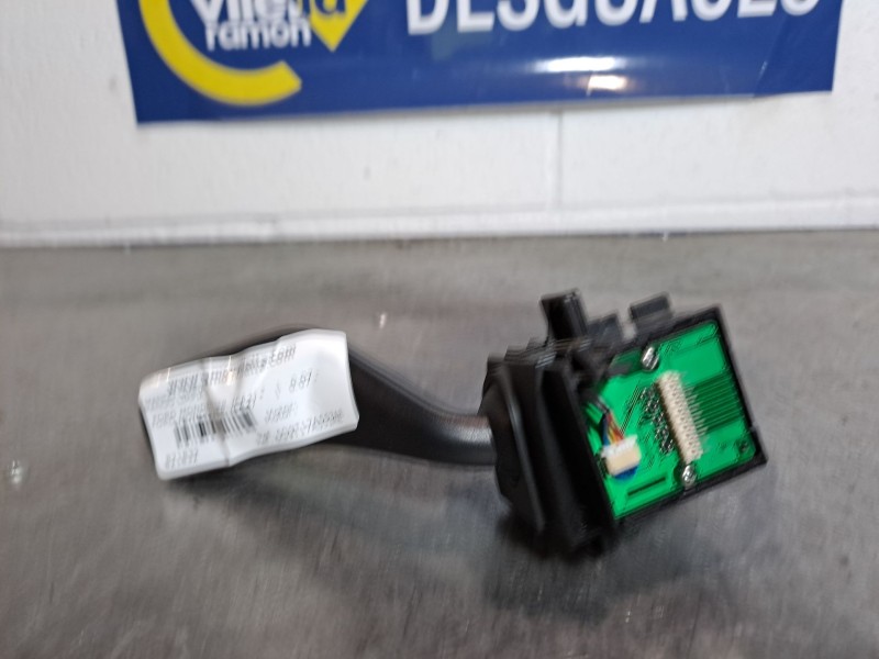 Recambio de mando limpia para ford mondeo ber. (ca2)  | 0.07 - ...  | 0.07 - ... referencia OEM IAM 6G9T17A553AE   Recambio de mando limpia para ford mondeo ber. (ca2)  | 0.07 - ...  | 0.07 - ... referencia OEM IAM 6G9T17A553AE