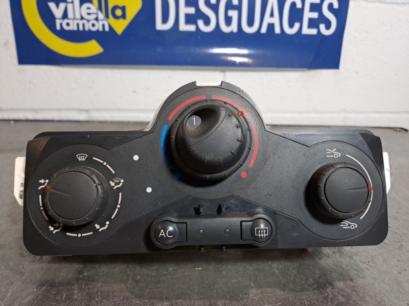 Recambio de mando calefaccion aire acondicionado para renault modus 1.5 dci diesel referencia OEM IAM 030967W 69590001 