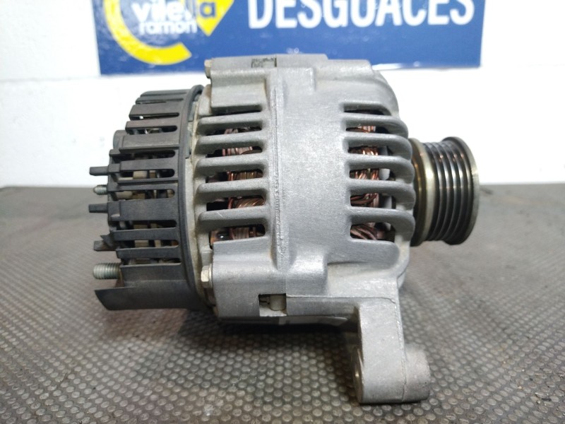 Recambio de alternador para audi a4 1.8 t referencia OEM IAM A13VI156 058903016E  Recambio de alternador para audi a4 1.8 t referencia OEM IAM A13VI156 058903016E