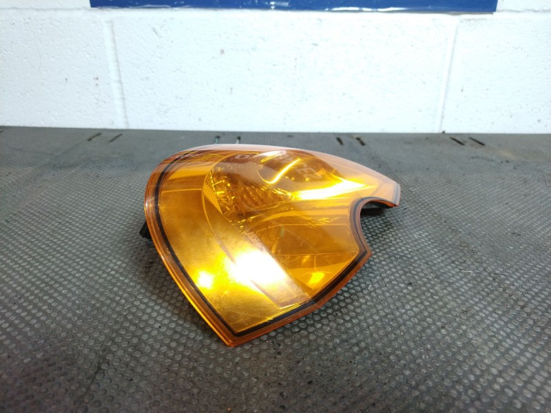 Recambio de piloto delantero derecho para renault modus 1.5 dci diesel referencia OEM IAM   