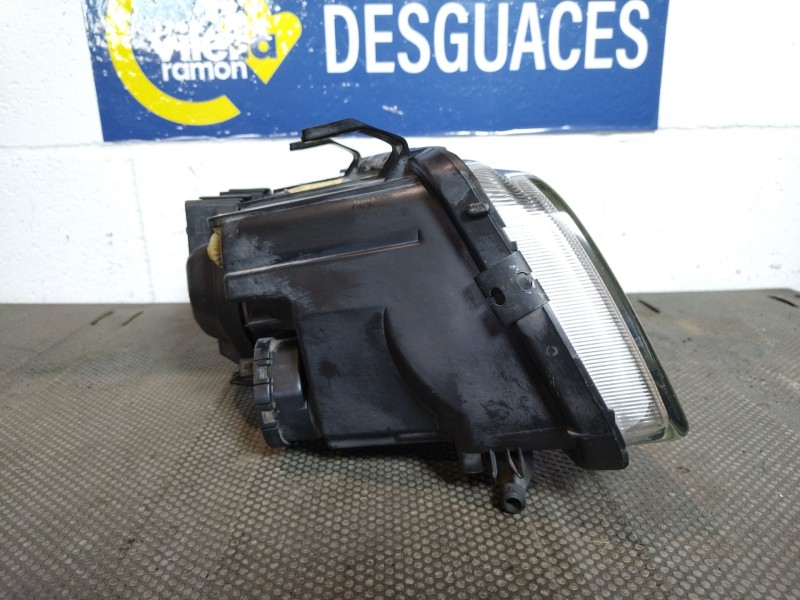 Recambio de faro izquierdo para audi a4 avant (b5) 1.9 tdi referencia OEM IAM 8D0941003E 0301094201 
