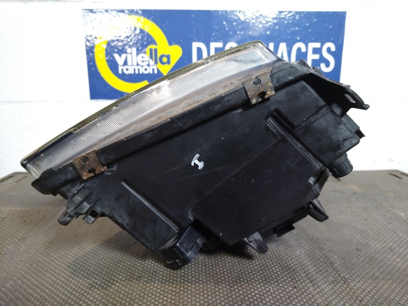 Recambio de faro izquierdo para audi a4 avant (b5) 1.9 tdi referencia OEM IAM 8D0941003E 0301094201 