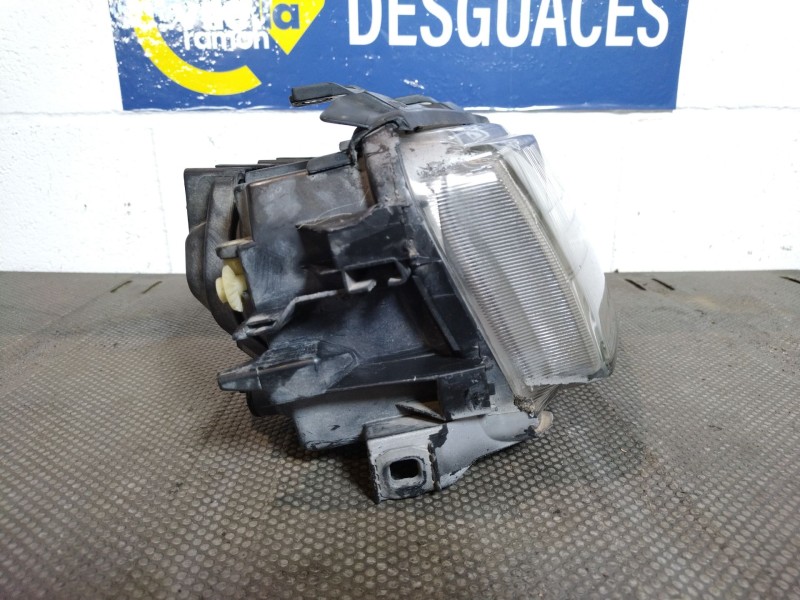Recambio de faro derecho para audi a4 avant (b5) 1.9 tdi referencia OEM IAM   