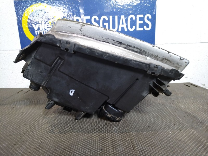 Recambio de faro derecho para audi a4 avant (b5) 1.9 tdi referencia OEM IAM   