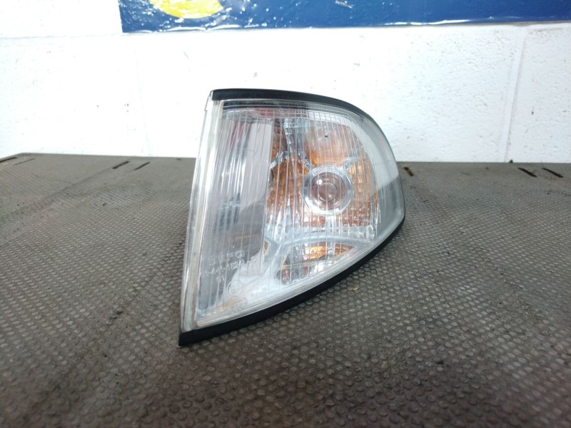 Recambio de piloto delantero izquierdo para audi a4 1.8 t referencia OEM IAM    Recambio de piloto delantero izquierdo para audi a4 1.8 t referencia OEM IAM