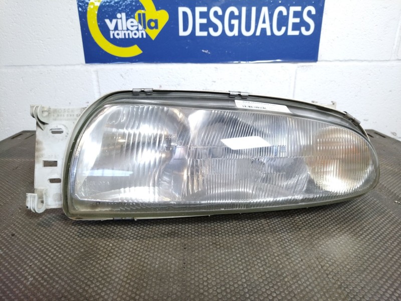 Recambio de faro izquierdo para ford fiesta iv (ja_, jb_) 1.3 i referencia OEM IAM   