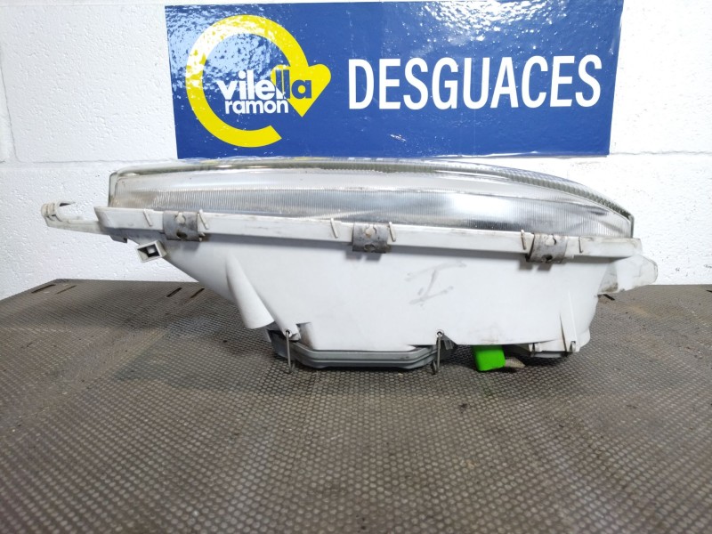 Recambio de faro izquierdo para ford fiesta iv (ja_, jb_) 1.3 i referencia OEM IAM   