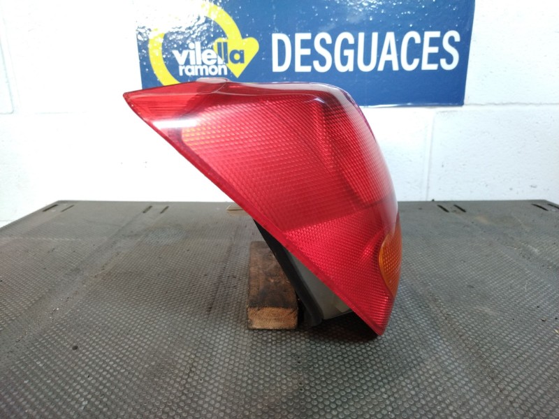 Recambio de piloto trasero izquierdo para ford fiesta iv (ja_, jb_) 1.3 i referencia OEM IAM   