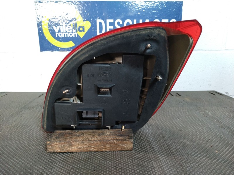 Recambio de piloto trasero izquierdo para ford fiesta iv (ja_, jb_) 1.3 i referencia OEM IAM   
