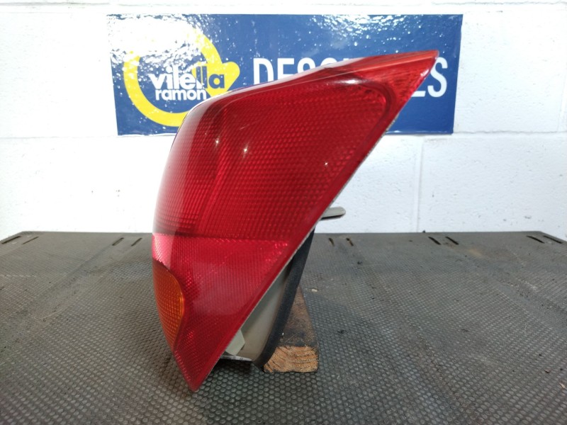 Recambio de piloto trasero derecho para ford fiesta iv (ja_, jb_) 1.3 i referencia OEM IAM   