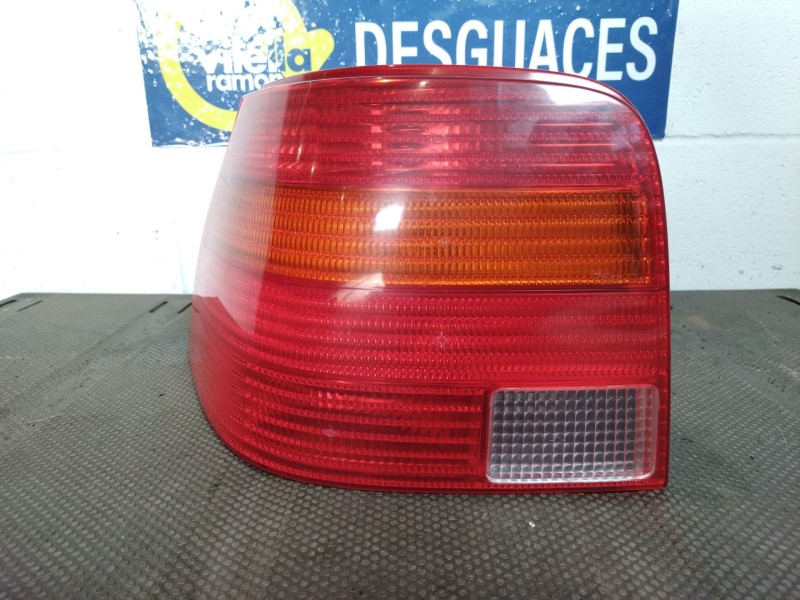 Recambio de piloto trasero izquierdo para volkswagen golf iv berlina (1j1) 1.9 tdi | 0.97 - ... golf iv berlina (1j1) 1.9 tdi | 