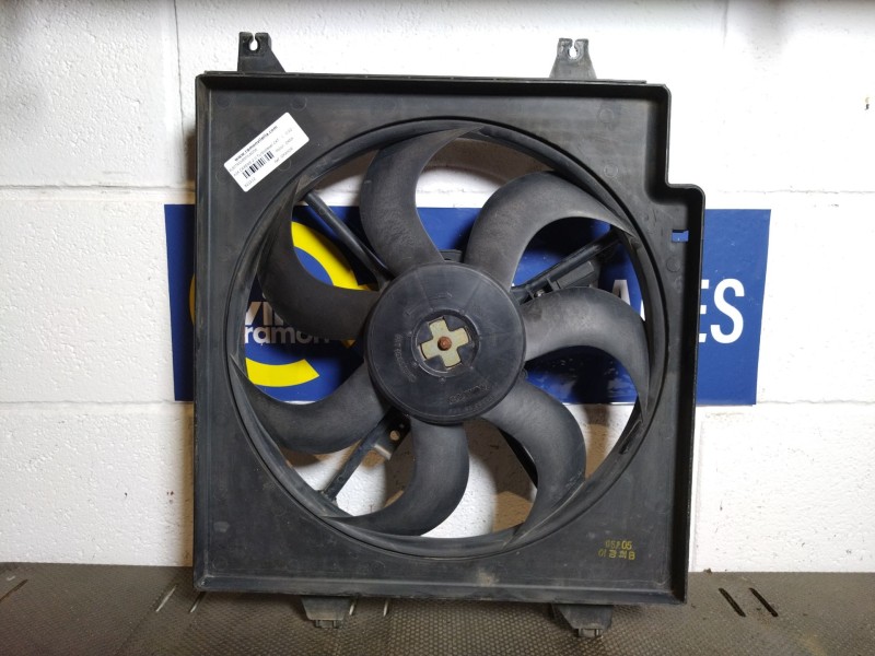 Recambio de electroventilador para kia carens 2.0 turbodiesel cat | 0.02 - 0.06 2.0 turbodiesel cat | 0.02 - 0.06 referencia OEM
