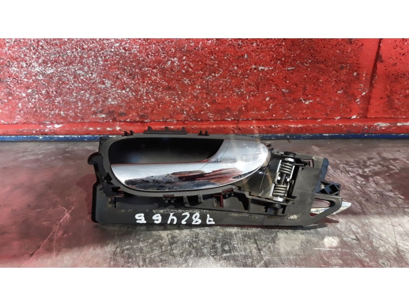 Recambio de maneta inte. delantero derecha para peugeot 307 (s1) 1.6 16v cat | 0.01 - 0.05 1.6 16v cat | 0.01 - 0.05 referencia 