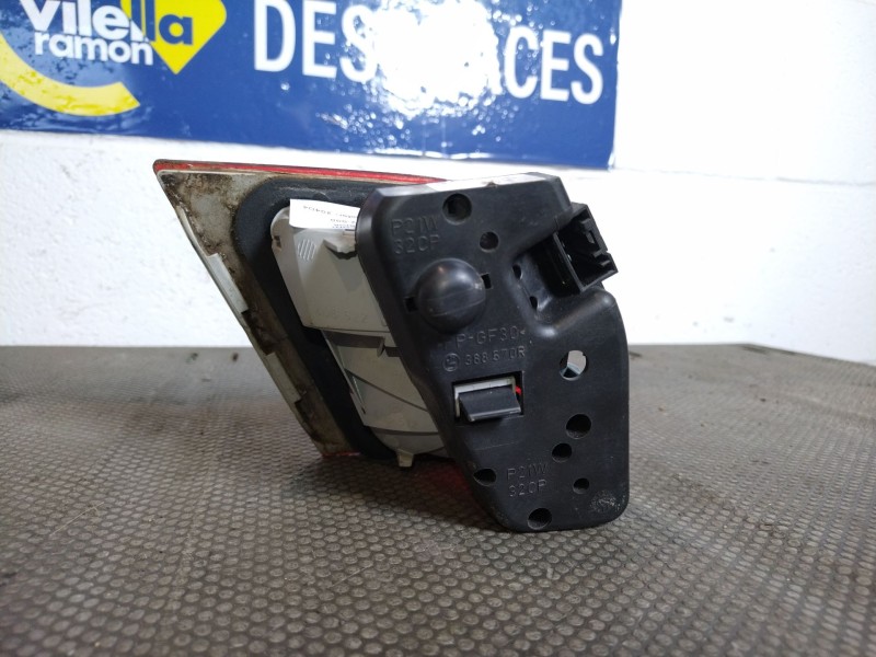 Recambio de piloto trasero derecho interior para bmw serie 3 cabrio (e46) 2.0 16v diesel cat referencia OEM IAM   