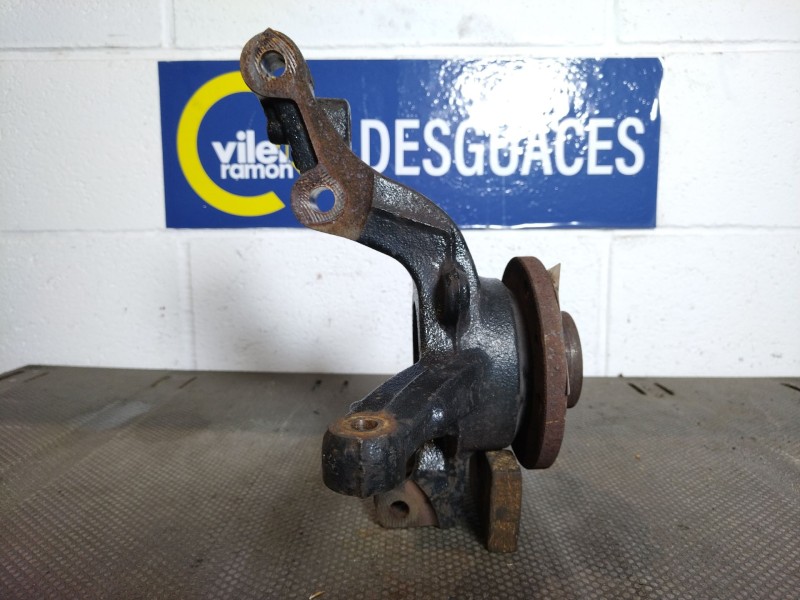 Recambio de mangueta delantera derecha para renault kangoo dynamique | 0.08 - ... dynamique | 0.08 - ... referencia OEM IAM   