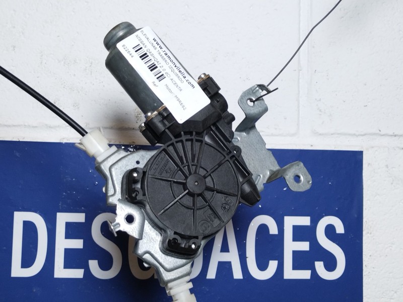 Recambio de elevalunas trasero izquierdo para nissan qashqai 2.0 dci acenta 4x2 referencia OEM IAM    Recambio de elevalunas trasero izquierdo para nissan qashqai 2.0 dci acenta 4x2 referencia OEM IAM