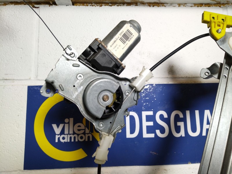 Recambio de elevalunas trasero izquierdo para nissan qashqai 2.0 dci acenta 4x2 referencia OEM IAM    Recambio de elevalunas trasero izquierdo para nissan qashqai 2.0 dci acenta 4x2 referencia OEM IAM