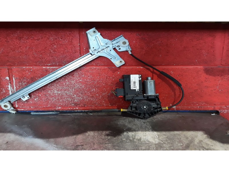 Recambio de elevalu. delan. derecho para peugeot 307 (s1) 1.6 16v cat | 0.01 - 0.05 1.6 16v cat | 0.01 - 0.05 referencia OEM IAM